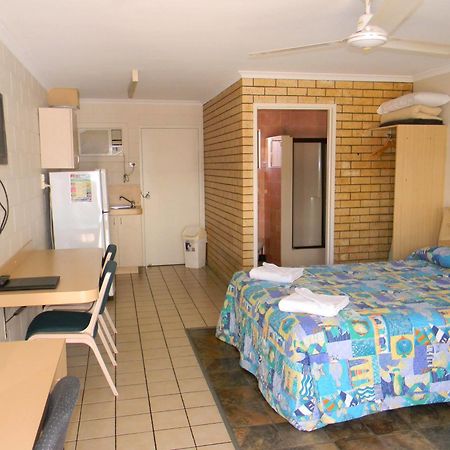 Rover Holiday Units Mackay Exterior photo